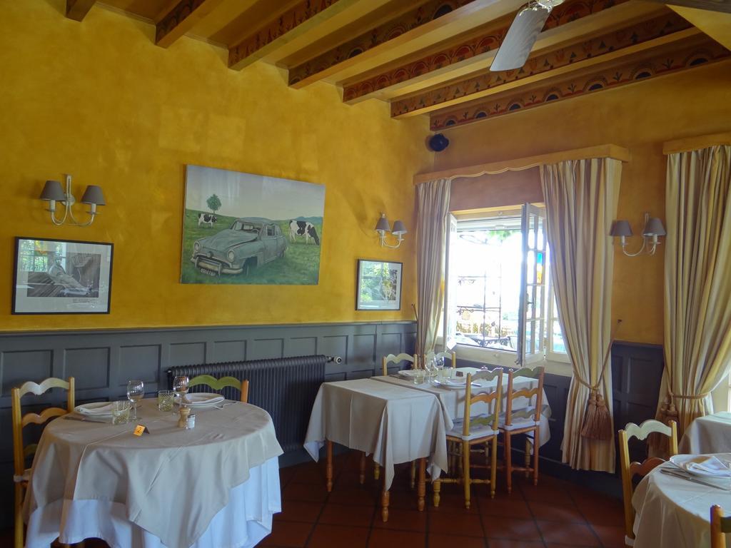 Auberge Des Chasseurs エシュネベ エクステリア 写真